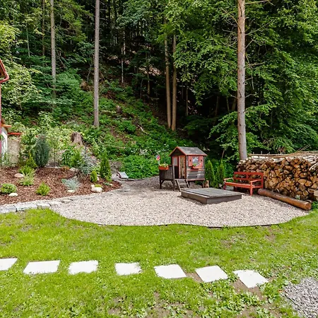 Chalet U Tri Lisek - Na Samote U Lesa Lisnice (Pardubice)